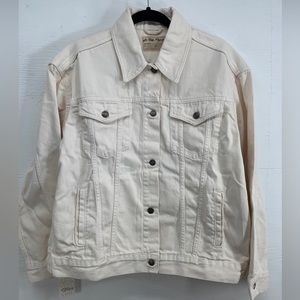 free people Off White Women’s jean jacket size M 100% Cotton